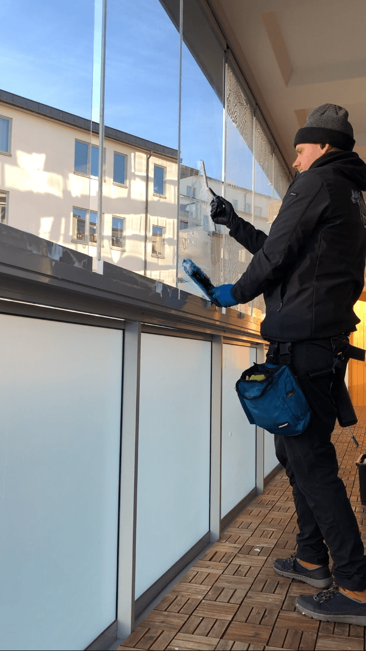 Fönsterputs i Hägersten
